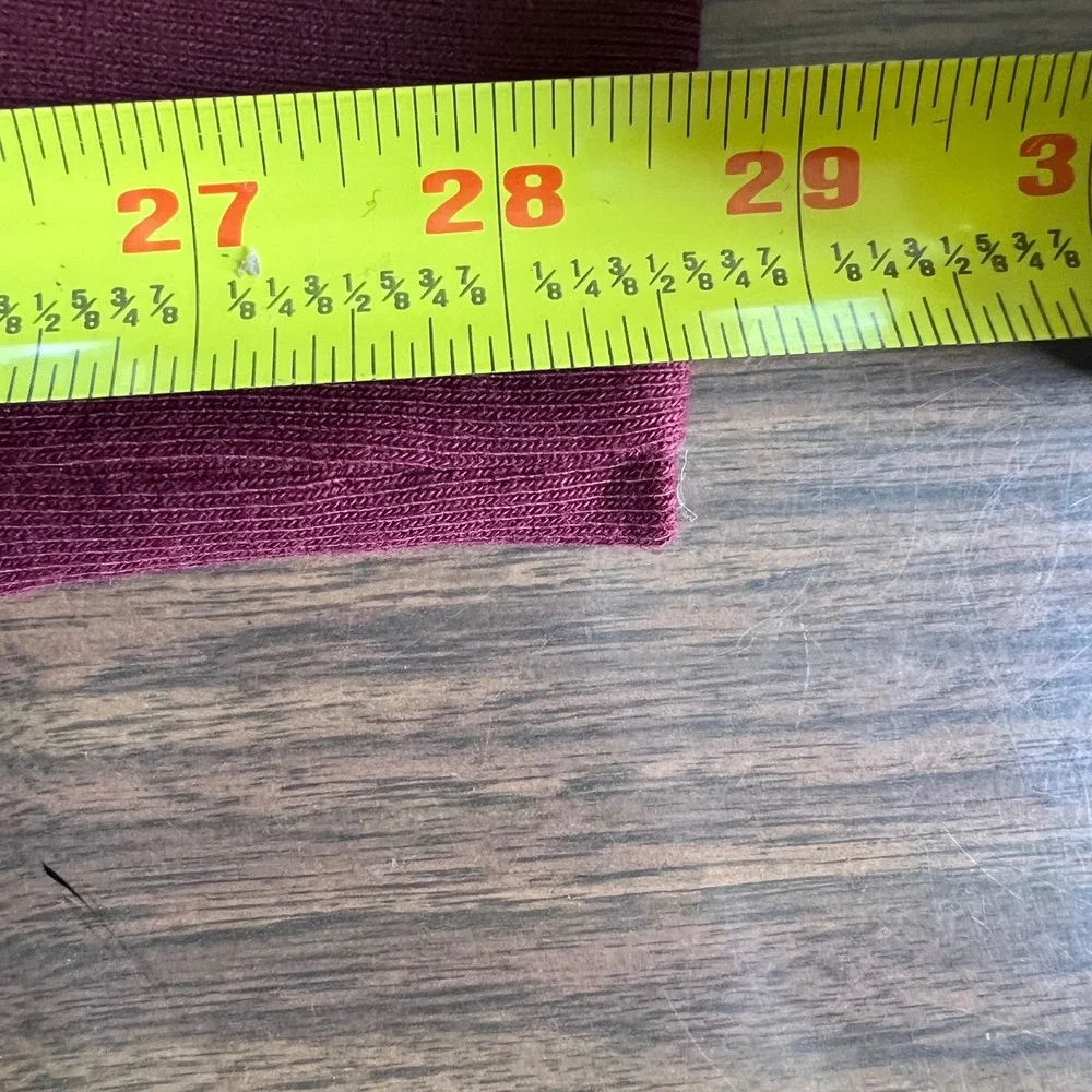 The Childrens Place noted burgundy unstretched